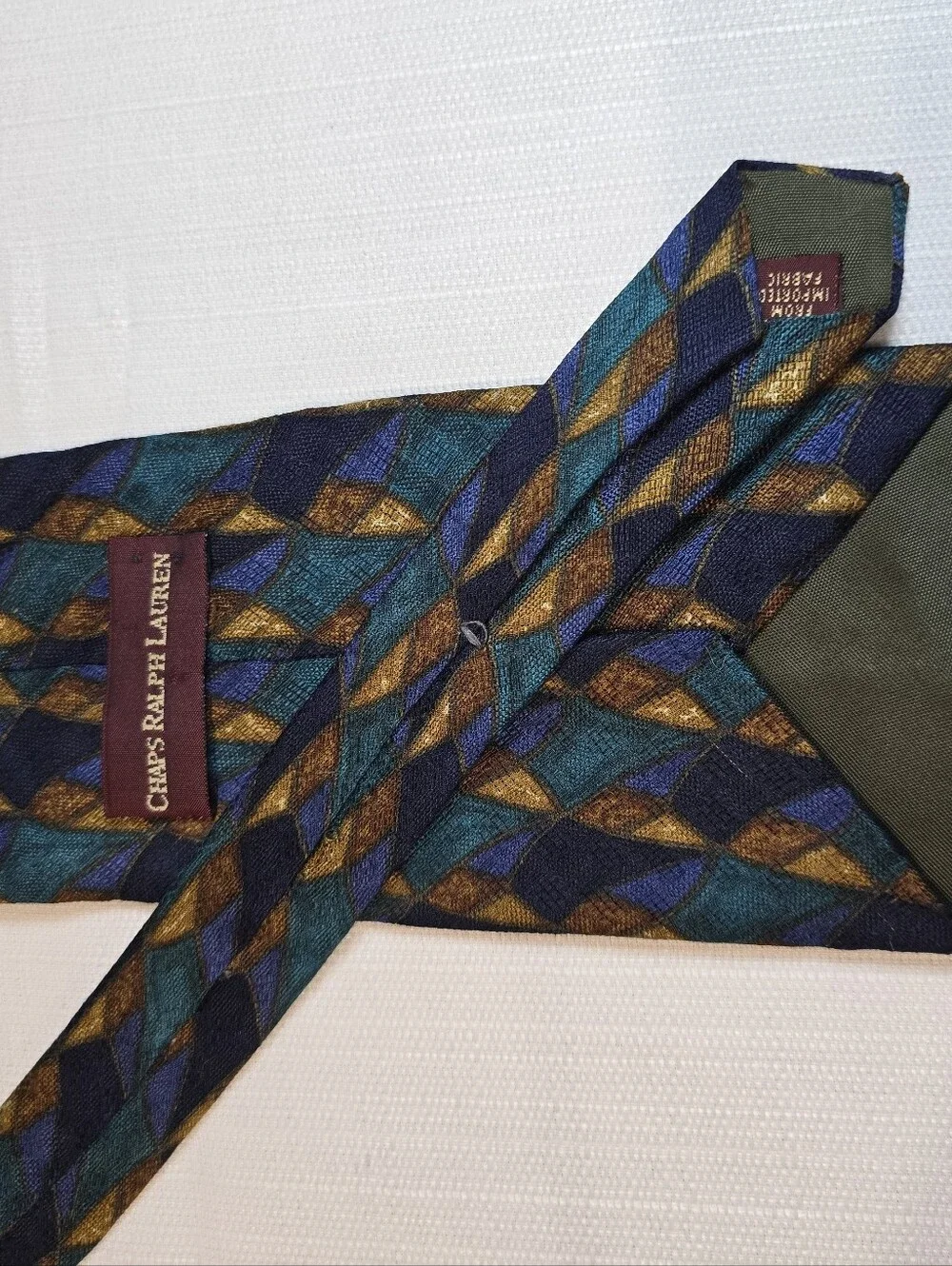 Chaps Ralph Lauren 100 % Pure Silk Men's Geometric Silk Tie in Teal, Navy & Gold